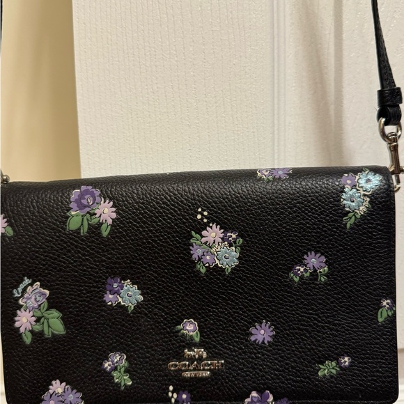 Coach black crossbody/clutch/shoulder purse - Picture 2 of 9
